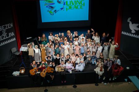 Ljubezen je nalezljiva_Foto atelje Postojna (20)